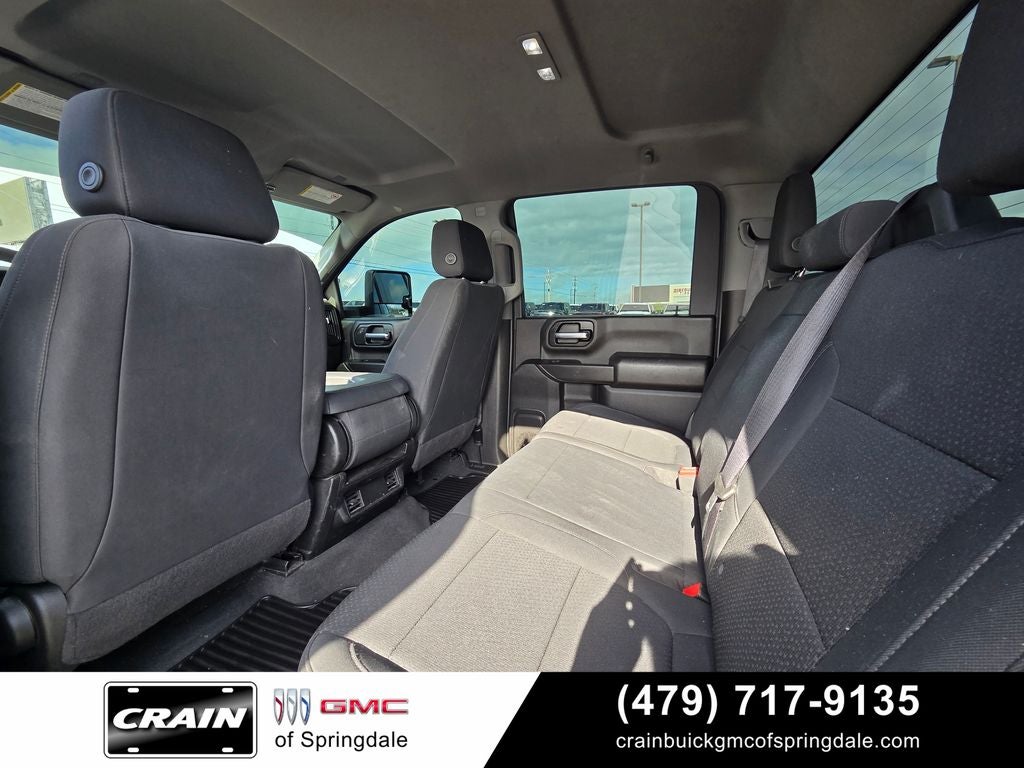 2022 Chevrolet Silverado 2500HD Custom CREW CAB 4X4GAS 6.6 V/8
