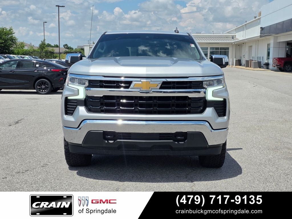 Used 2022 Chevrolet Silverado 1500 LT with VIN 1GCUDDED7NZ554406 for sale in Little Rock