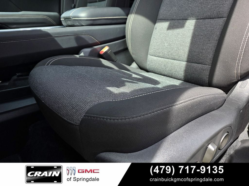 2025 GMC Acadia Elevation APPLE CARPLAY AND ANDROID AUTO
