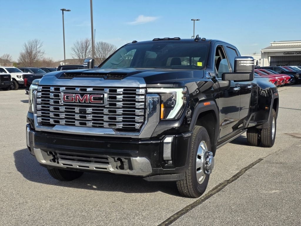 2024 GMC Sierra 3500HD Denali