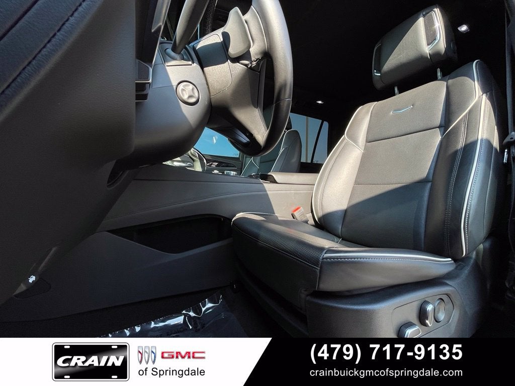 2023 Cadillac Escalade Sport