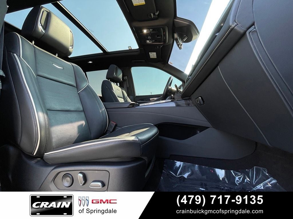 2023 Cadillac Escalade Sport