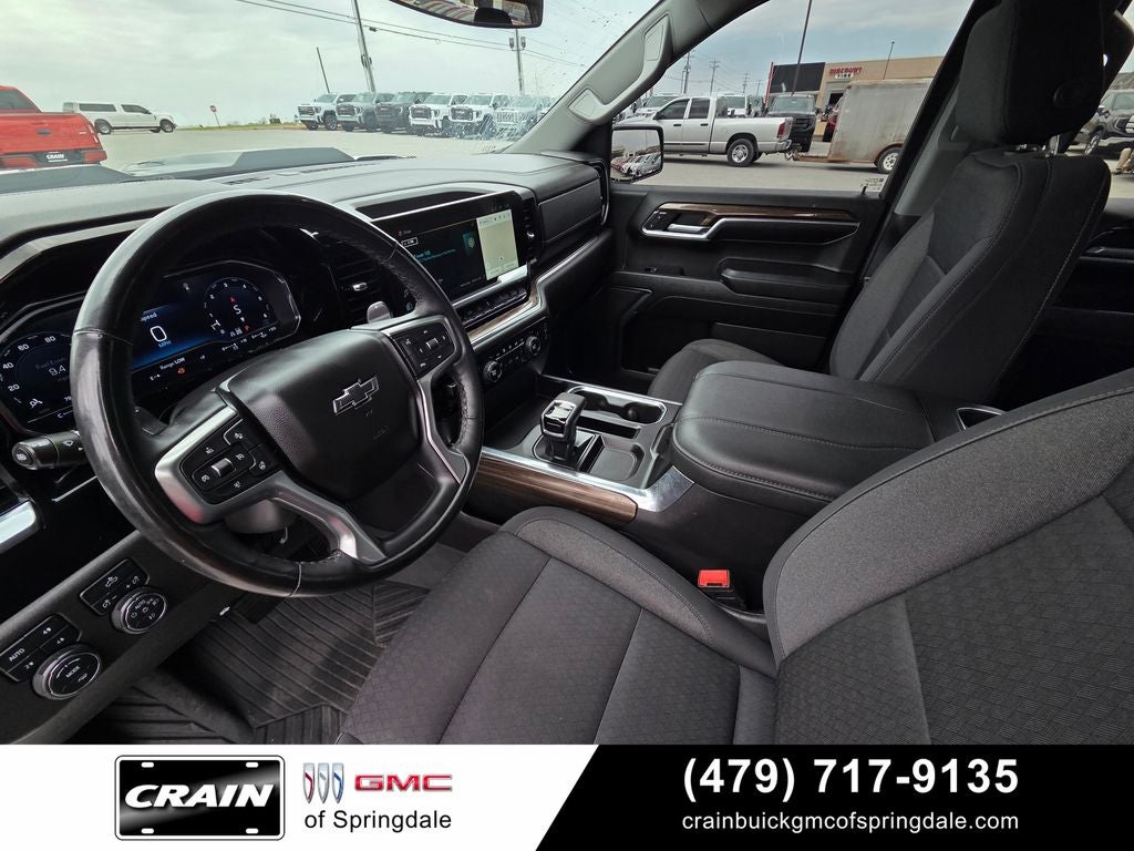 2024 Chevrolet Silverado 1500 LT Trail Boss TRAIL BOSS V/8 BUCKET SEATS