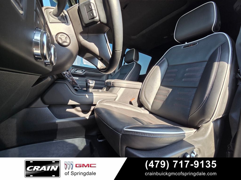 2025 GMC Sierra 1500 AT4X 6.2L V8 / 2IN FACTORY LIFT