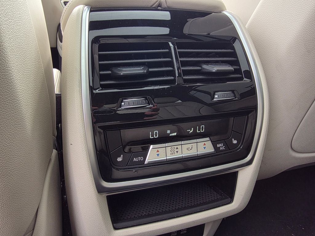 2021 BMW X7 xDrive40i M SPORT/ SKY LOUNGE LED ROOF LED ROOF