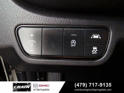 2023 Kia Seltos S Nav / Two-Tone / 35 MPG