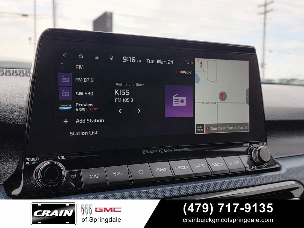 2023 Kia Seltos S Nav / Two-Tone / 35 MPG