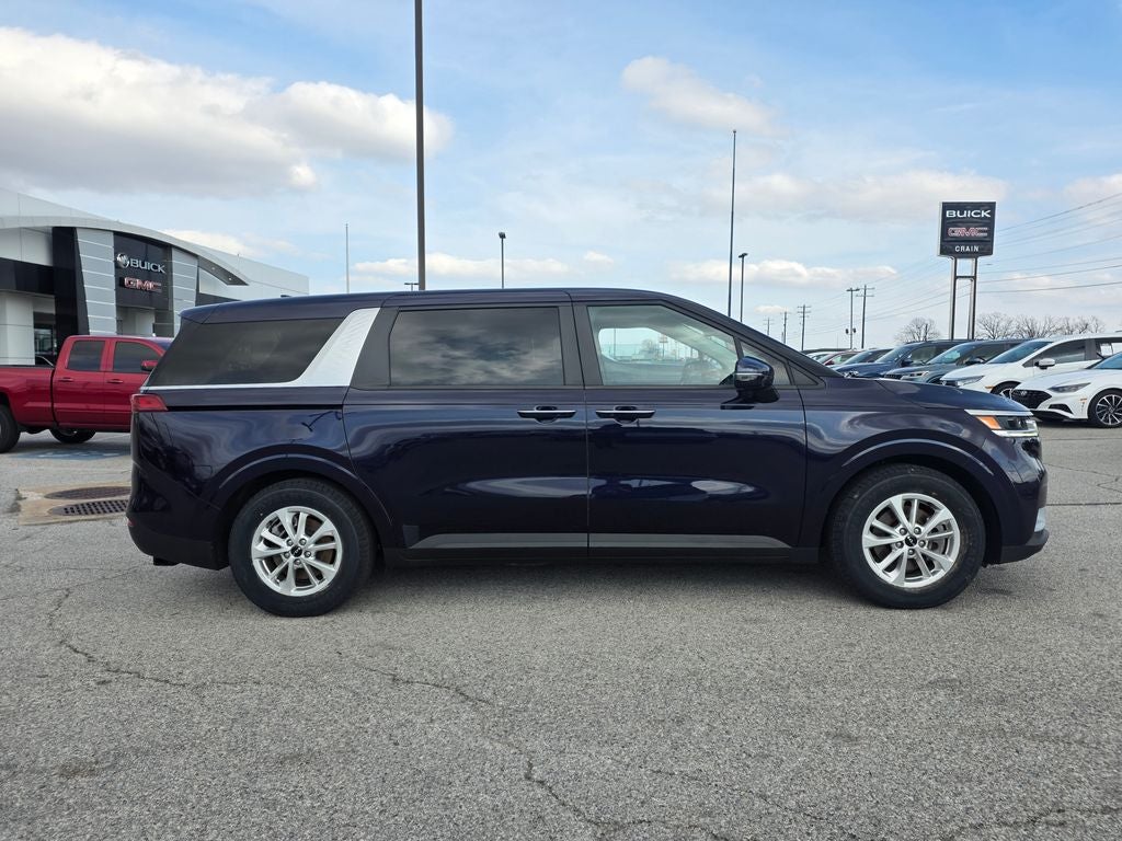 2022 Kia Carnival LXS