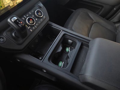 2024 Land Rover Defender 130 X-Dynamic SE