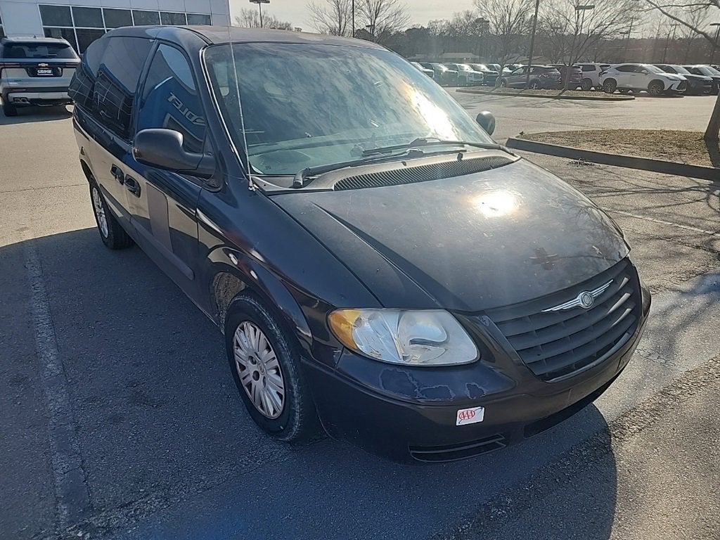 2006 Chrysler Town & Country SWB VAN BASE