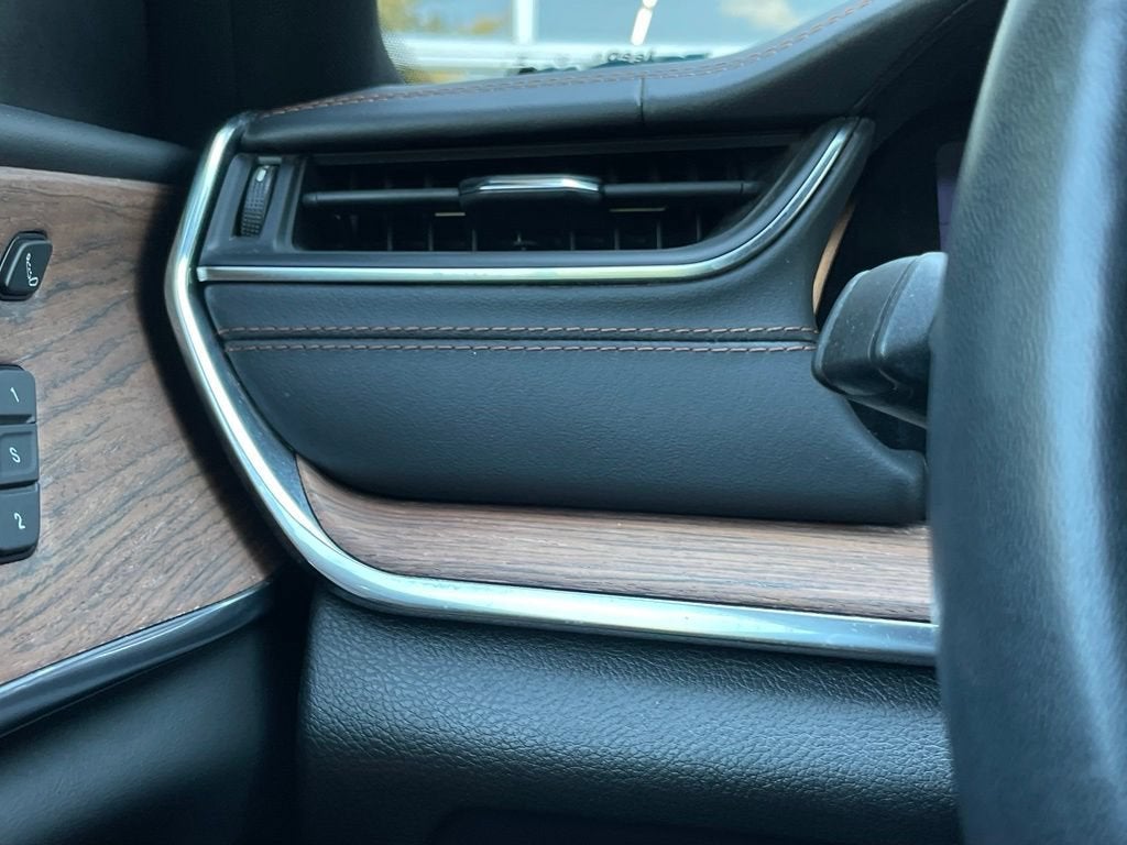 2023 Jeep Grand Cherokee Summit