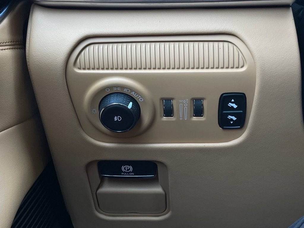 2025 Jeep Grand Wagoneer Series III