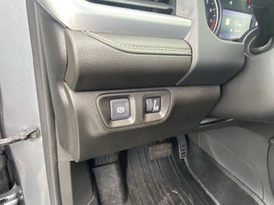 2022 GMC Acadia SLT