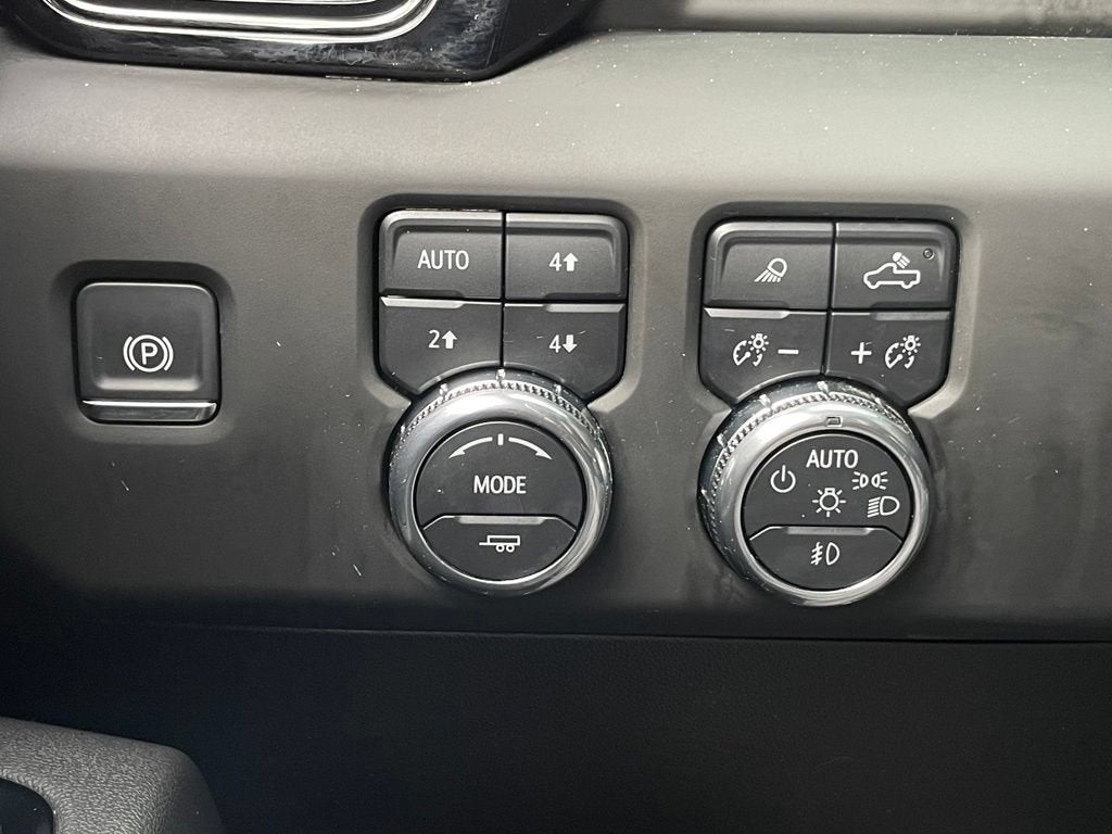 2025 GMC Sierra 2500 HD AT4