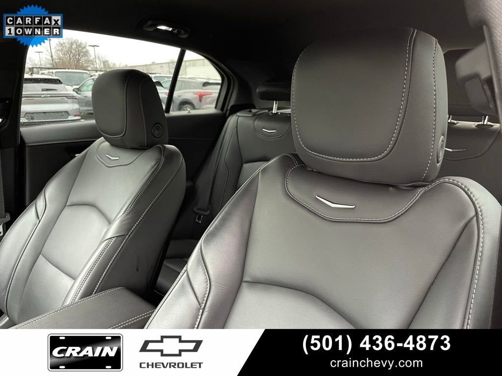 2024 Cadillac XT4 Premium Luxury