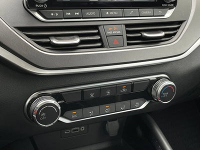 2025 Nissan Altima SR
