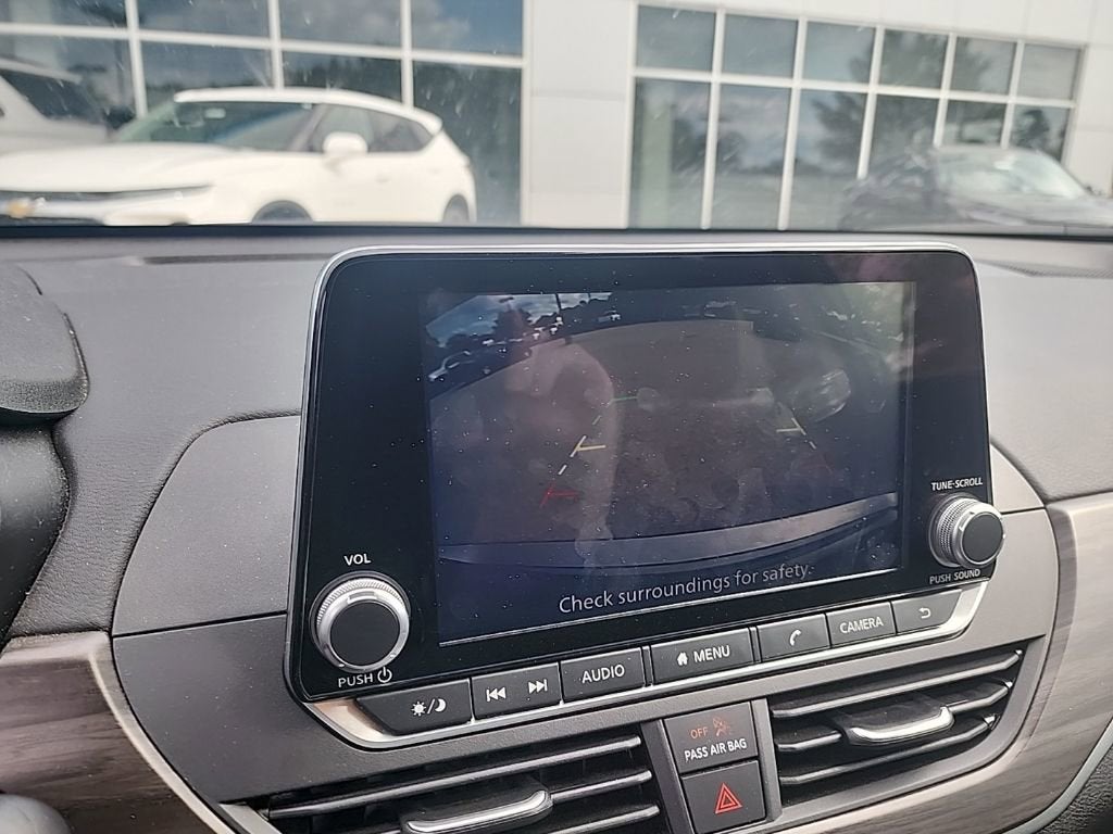 2025 Nissan Altima SV