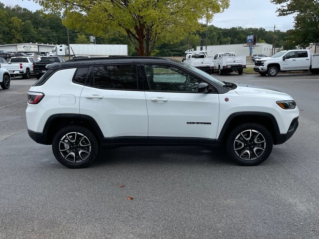 2025 Jeep Compass Trailhawk
