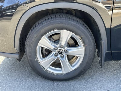 2022 Toyota Highlander L