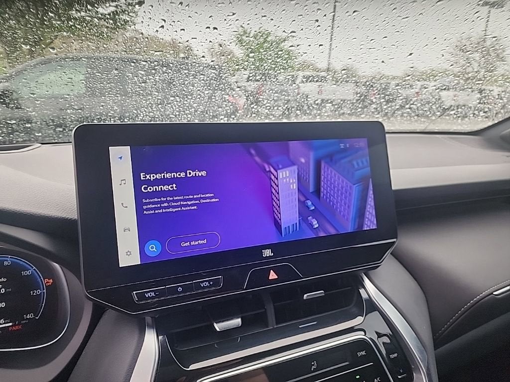 2024 Toyota Venza LE