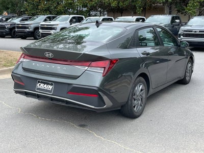 2024 Hyundai Elantra SEL