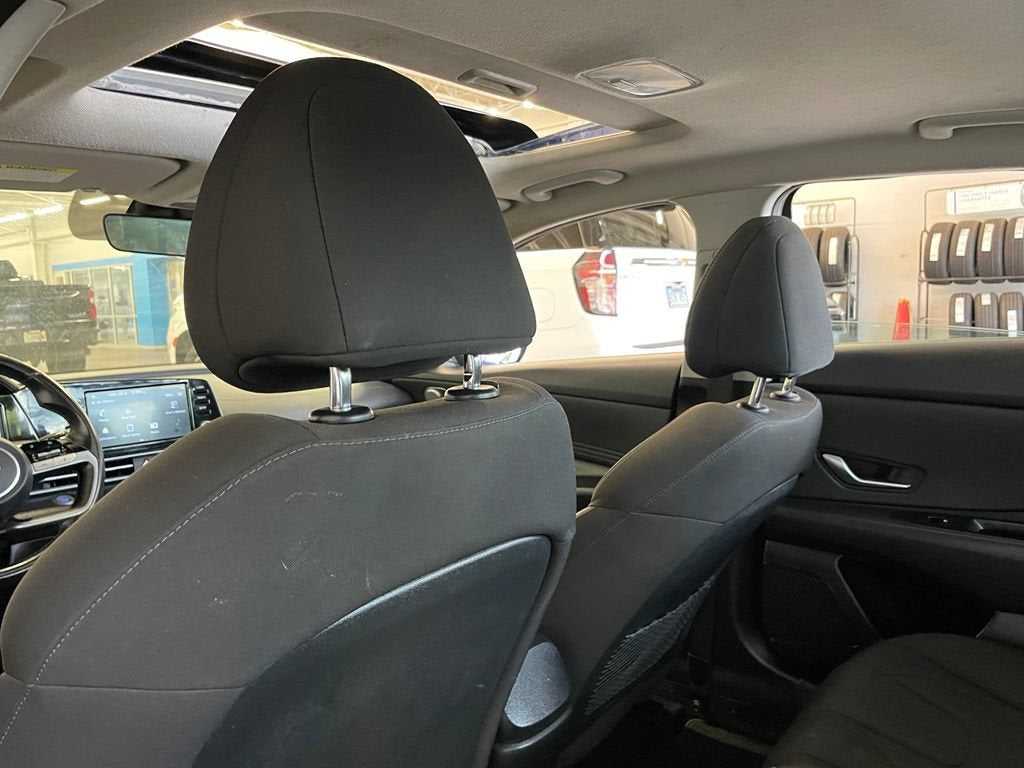 2022 Hyundai Elantra SEL