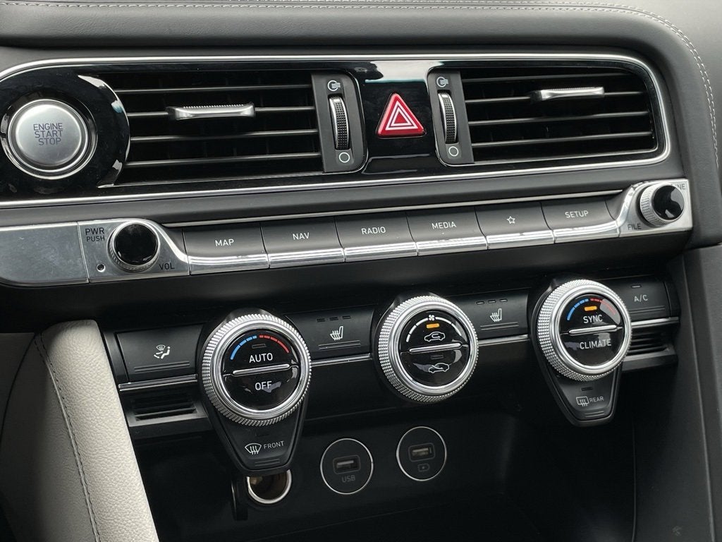 2022 Genesis G70 2.0T