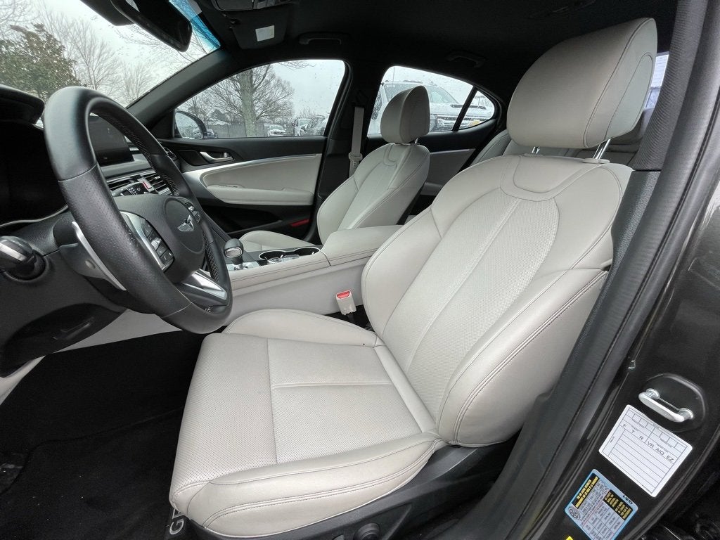 2022 Genesis G70 2.0T