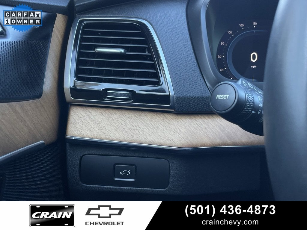 2023 Volvo XC90 Plus