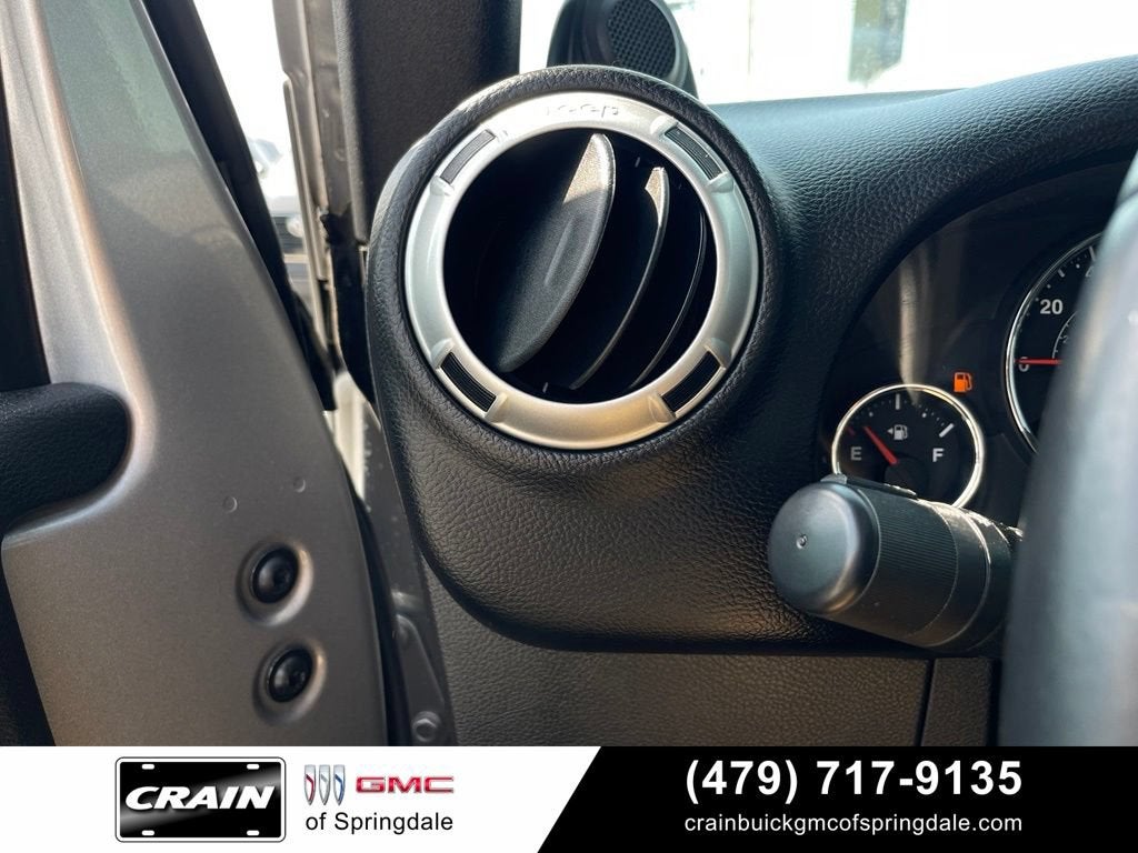 2013 Jeep Wrangler Unlimited Sahara