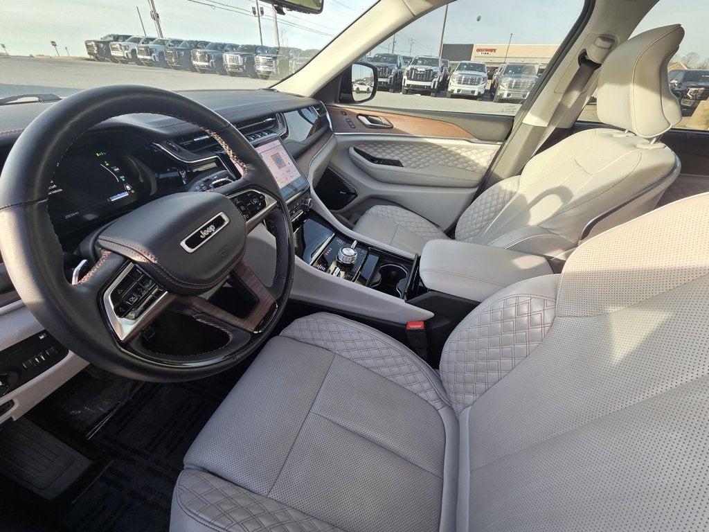 2022 Jeep Grand Cherokee 4xe Summit