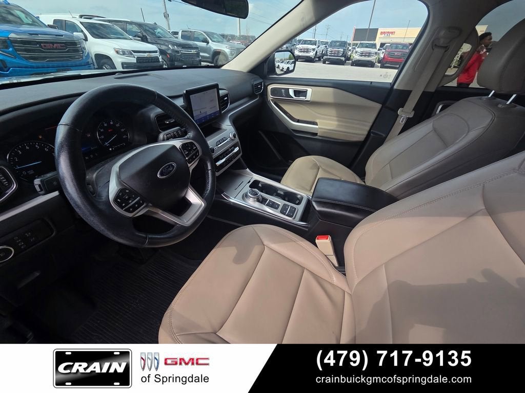 2023 Ford Explorer XLT