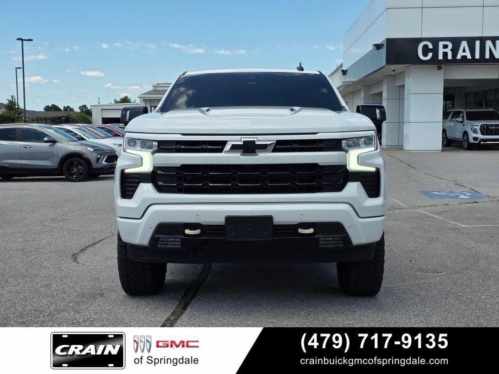 Used 2024 Chevrolet Silverado 1500 RST with VIN 1GCUDEEL7RZ340292 for sale in Little Rock