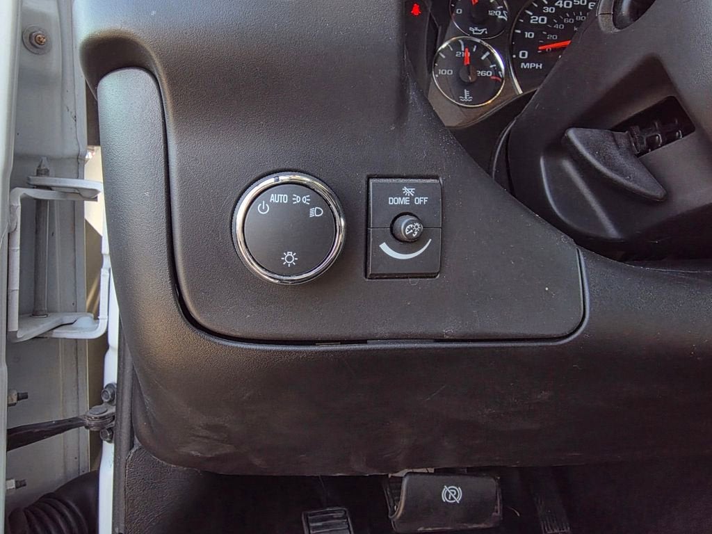 2024 Chevrolet Express Cargo 2500 WT