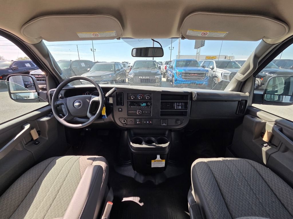 2024 Chevrolet Express Cargo 3500 WT