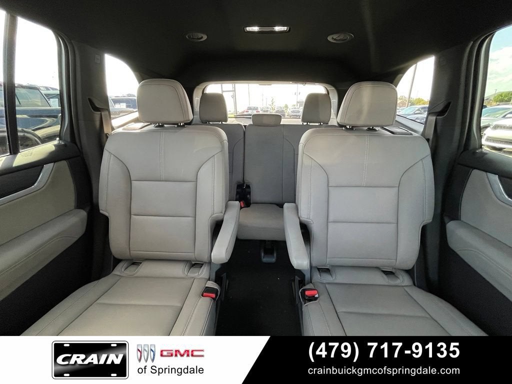 2027 GMC Acadia Elevation