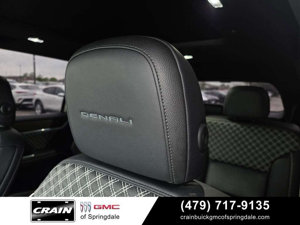 2024 GMC Acadia Denali