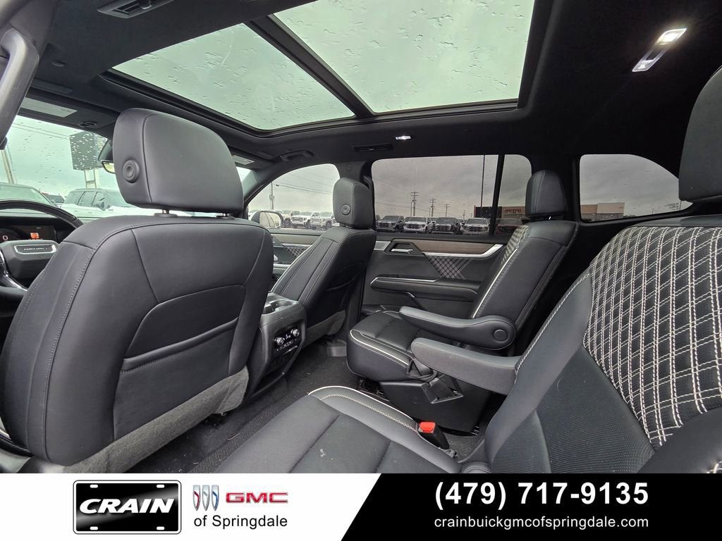2024 GMC Acadia Denali