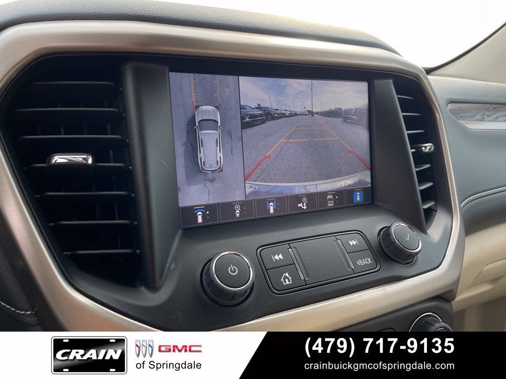 2023 GMC Acadia Denali