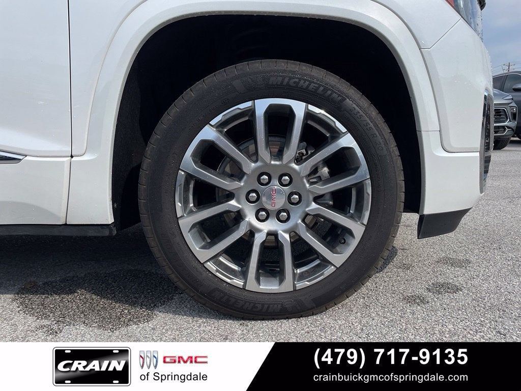 2023 GMC Acadia Denali