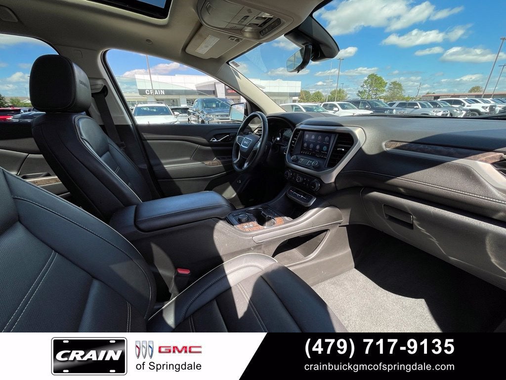 2022 GMC Acadia Denali
