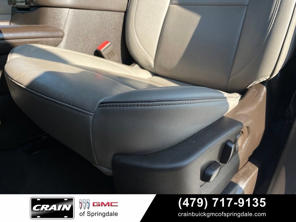 2022 GMC Yukon SLT