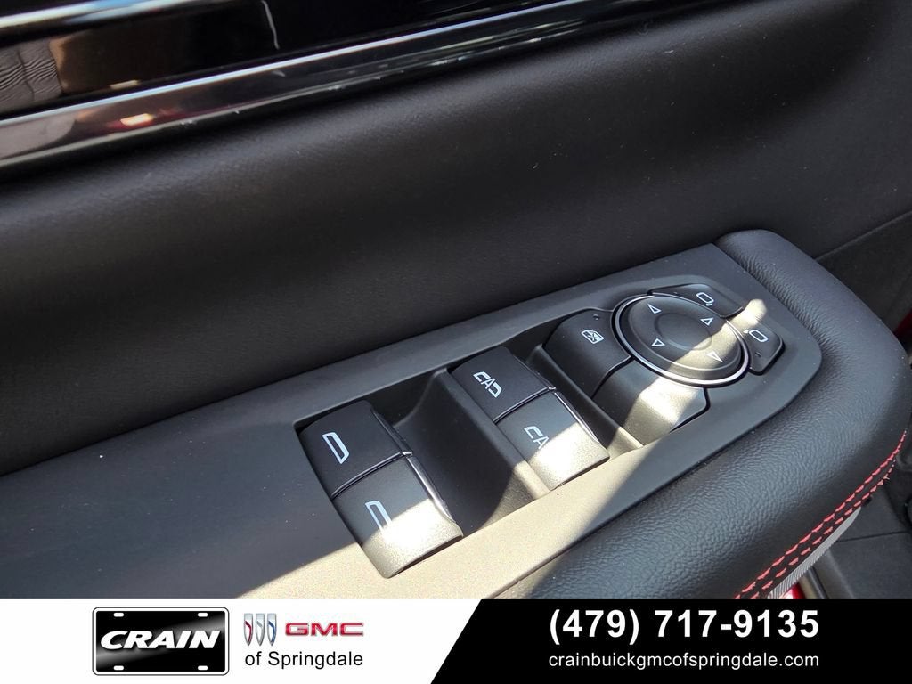 2026 GMC Yukon AT4 Ultimate - Photo 12