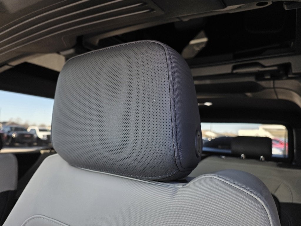 2026 GMC HUMMER EV SUV 2X