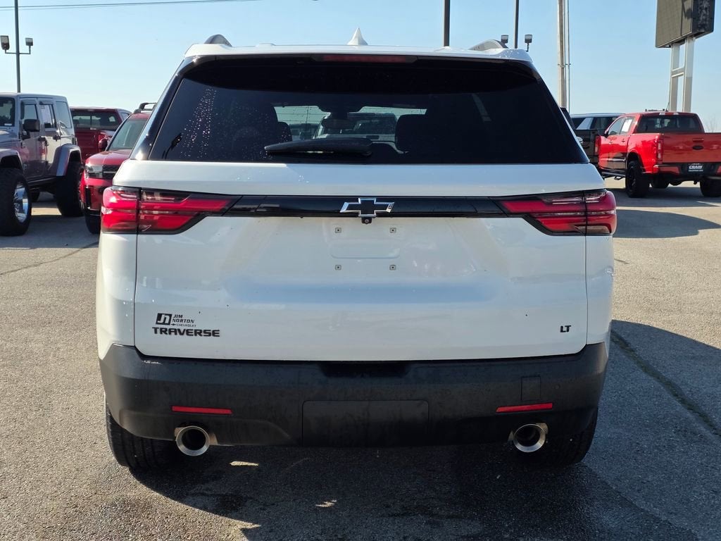 2022 Chevrolet Traverse LT Cloth
