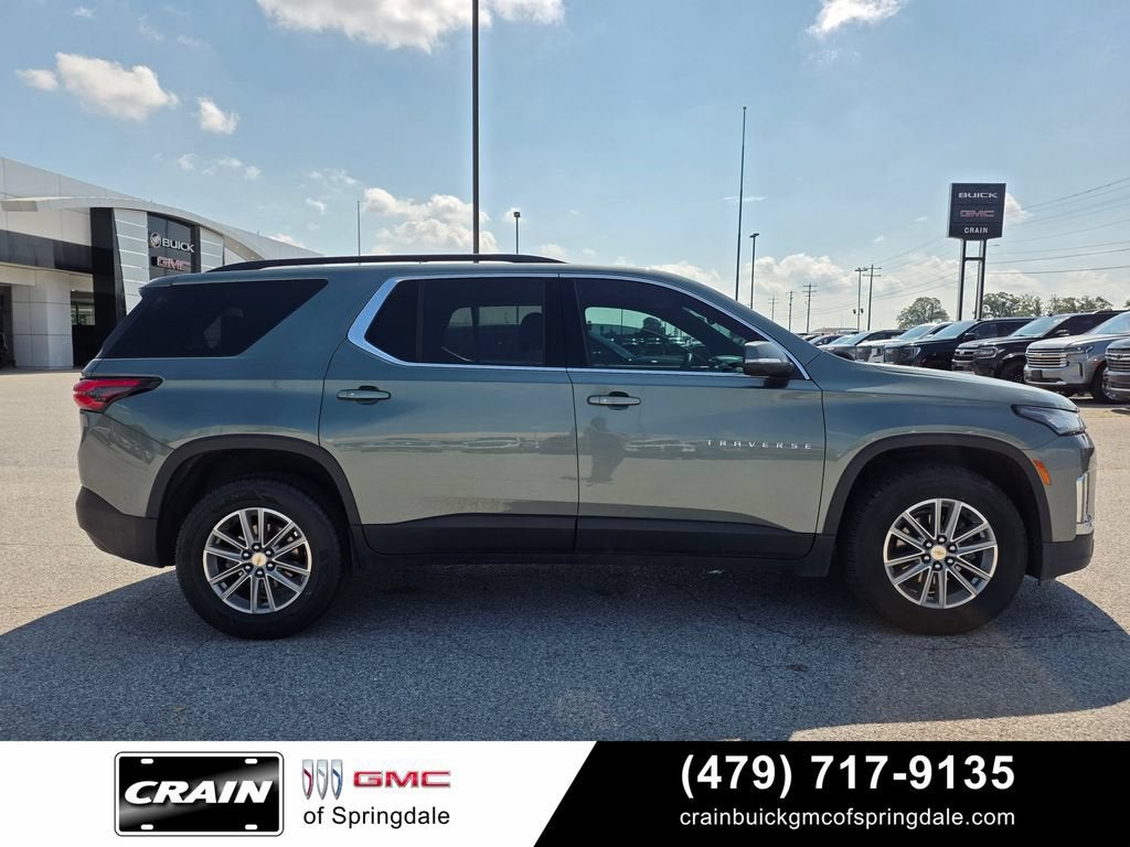 2023 Chevrolet Traverse LT Cloth