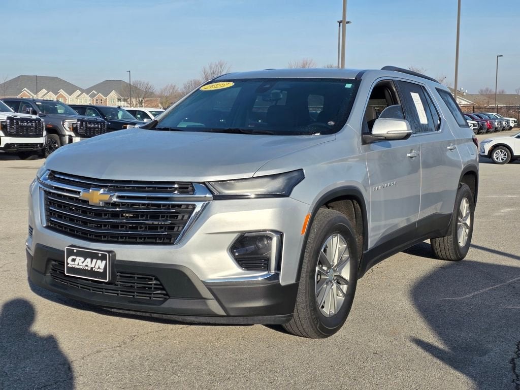 2022 Chevrolet Traverse LT Cloth