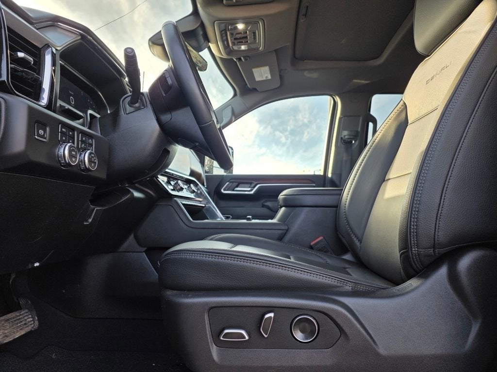 2025 GMC Sierra 2500 HD Denali