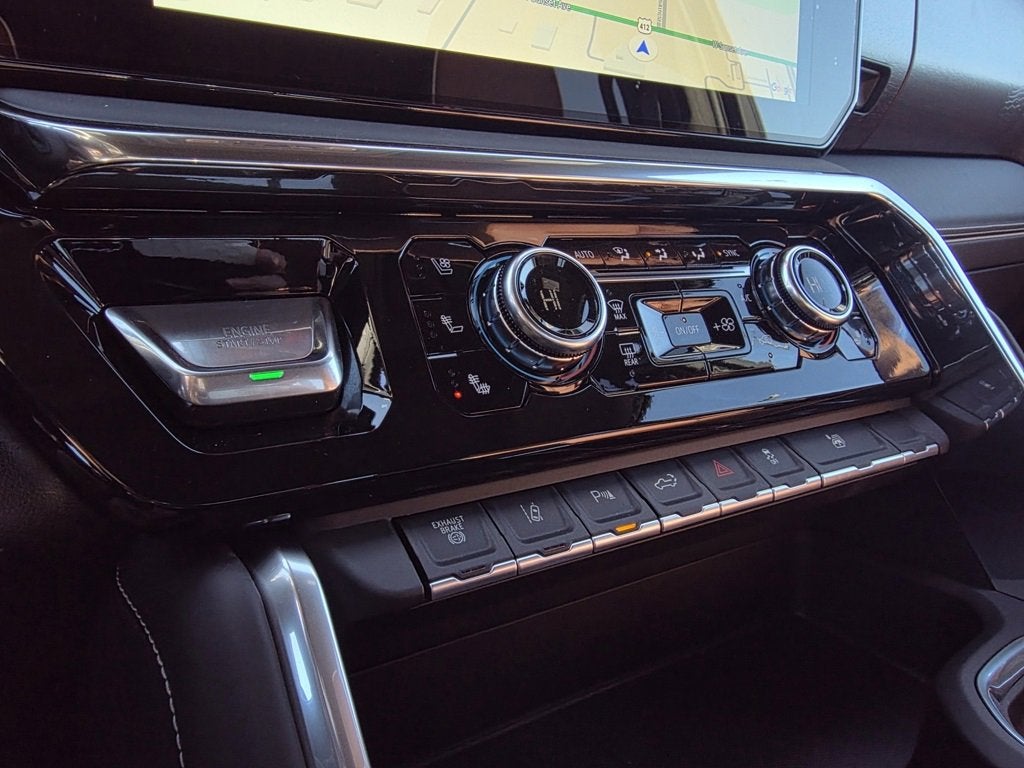 2026 GMC Sierra 3500 HD Denali Ultimate DRW