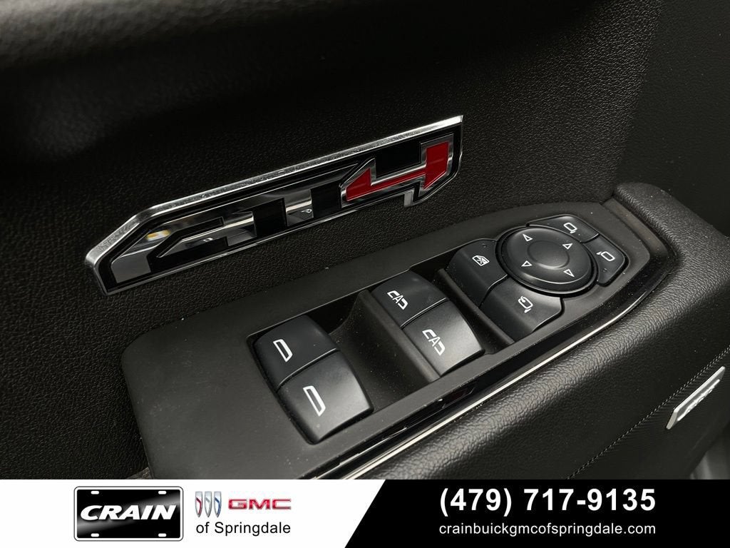 2025 GMC Sierra 1500 AT4